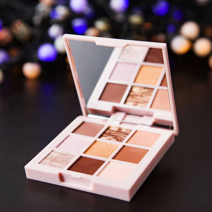 Farduri pentru ochi, 9 g