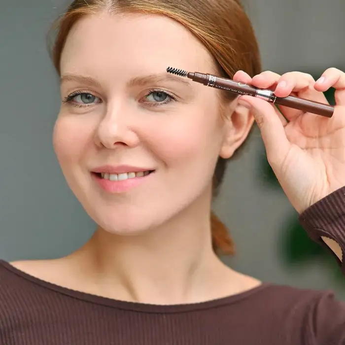 Creion pentru sprâncene  0,35g